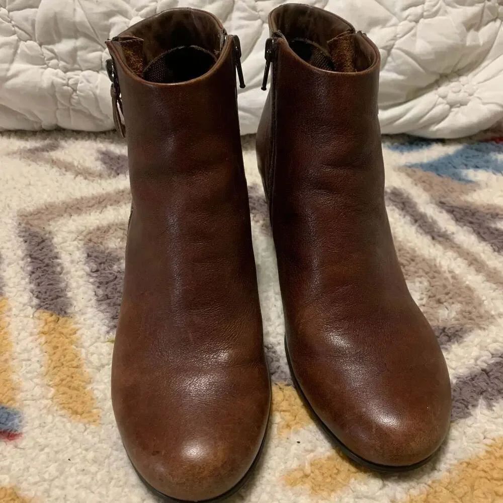 Leather boots ECCO Brown size 38 EU in Leather - 26614781